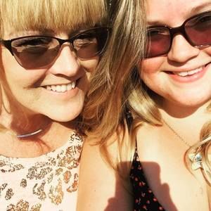 Meet your Posher, Gennipher